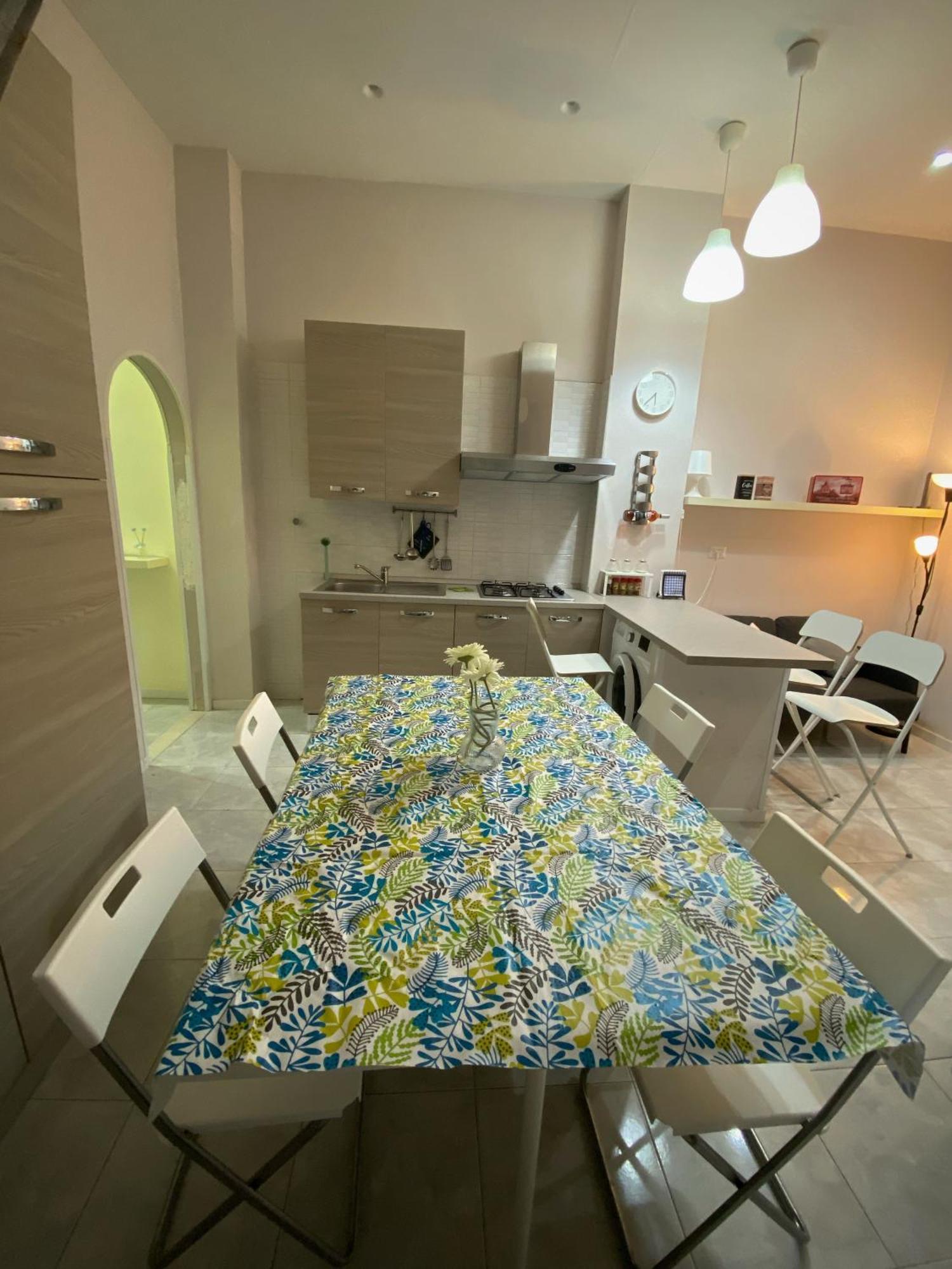 La Casa Al Centro " Vicino Al Centro Storico Di Napoli" Apartment Exterior photo