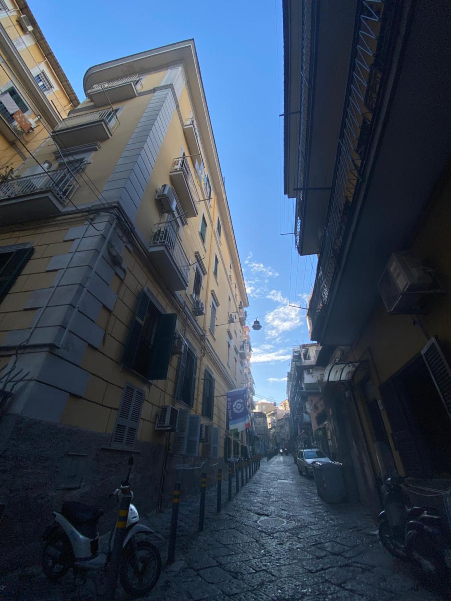 La Casa Al Centro " Vicino Al Centro Storico Di Napoli" Apartment Exterior photo